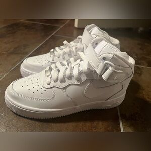 Nike AF1 Boys size 6